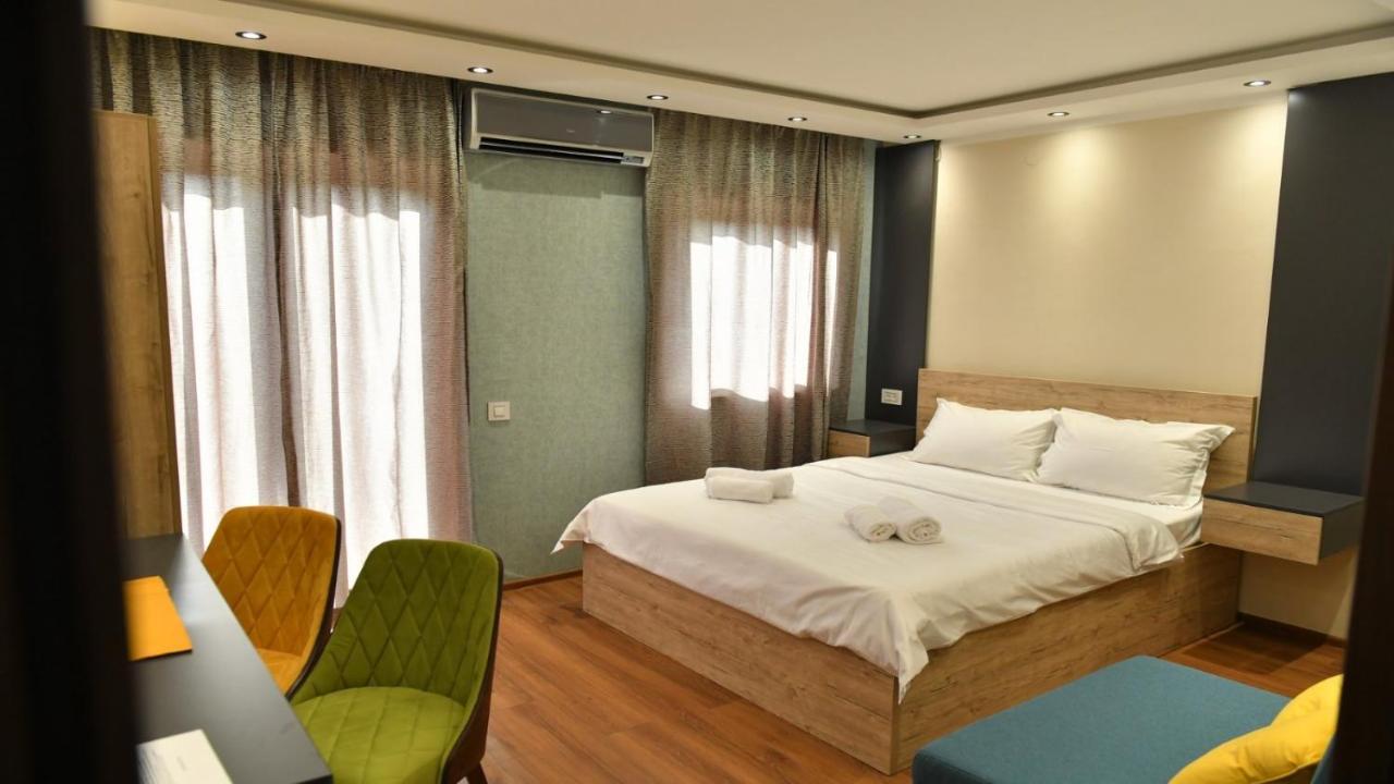 Apartmani Mali Vikend ベオグラード エクステリア 写真