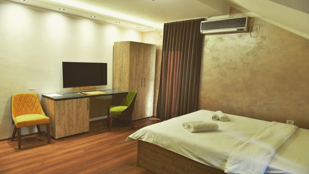 Apartmani Mali Vikend ベオグラード エクステリア 写真